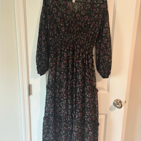 white maxi cocktail dress White Lace Maxi Dress